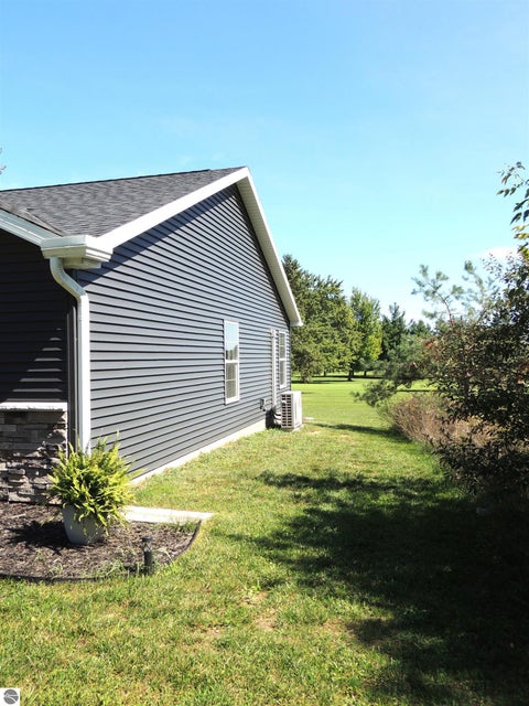 Tiny photo for 1009 Par Drive, Lake Isabella, MI 48893 (MLS # 1950549)