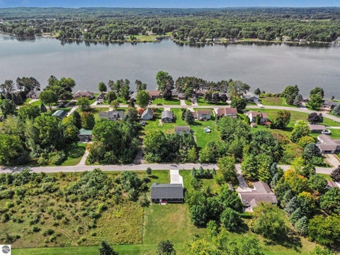 Tiny photo for 1009 Par Drive, Lake Isabella, MI 48893 (MLS # 1950549)