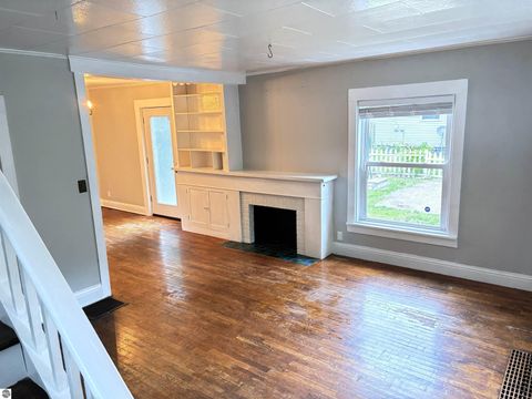 Tiny photo for 518 S Kinney, Mt Pleasant, MI 48858 (MLS # 1945676)