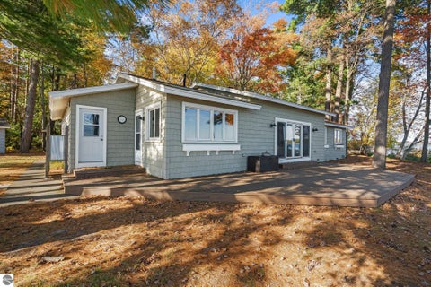 Tiny photo for 620 Lakewood Road, Traverse City, MI 49685 (MLS # 1951952)