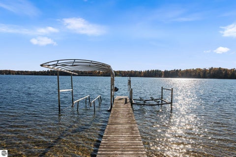 Tiny photo for 620 Lakewood Road, Traverse City, MI 49685 (MLS # 1951952)