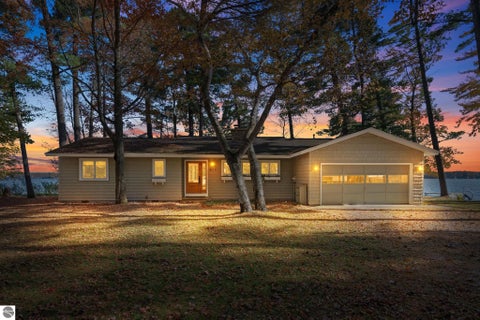 Tiny photo for 620 Lakewood Road, Traverse City, MI 49685 (MLS # 1951952)