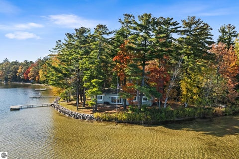 Tiny photo for 620 Lakewood Road, Traverse City, MI 49685 (MLS # 1951952)