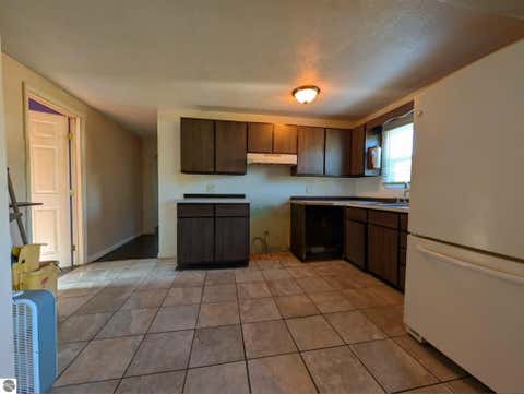 Tiny photo for 254 N Penn Avenue, Mecosta, MI 49332 (MLS # 1947887)
