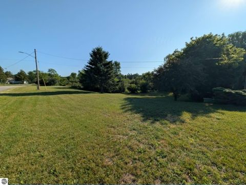 Tiny photo for 254 N Penn Avenue, Mecosta, MI 49332 (MLS # 1947887)