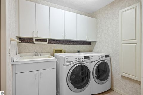 Tiny photo for 6432 Mission Ridge, Traverse City, MI 49686 (MLS # 1941755)