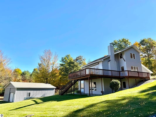 10746 DEAL RD, WILLIAMSBURG, MI 49690 - Image b5c7dcb50d8d067d426fe696e581d18c/1832271276