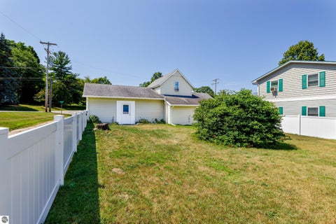 Tiny photo for 323 Benzie Court, Beulah, MI 49617 (MLS # 1947176)