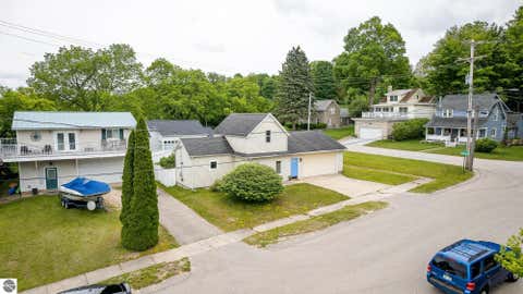Tiny photo for 323 Benzie Court, Beulah, MI 49617 (MLS # 1947176)