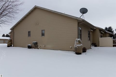 Tiny photo for 2730 Eland Court, Mt Pleasant, MI 48858 (MLS # 1941846)