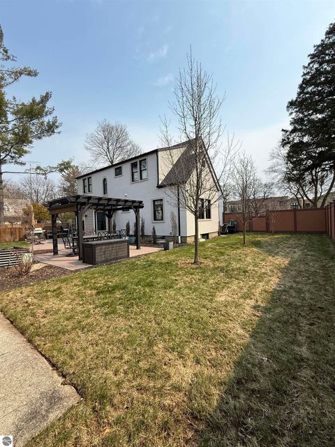 Tiny photo for 814 S Kinney Avenue, Mt Pleasant, MI 48858 (MLS # 1943575)