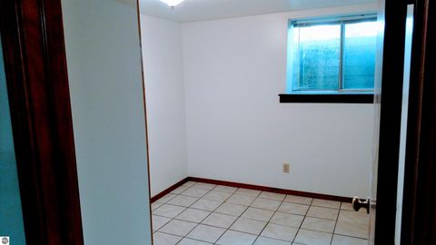 Tiny photo for 1909 Stockman, Mt Pleasant, MI 48858 (MLS # 1942967)