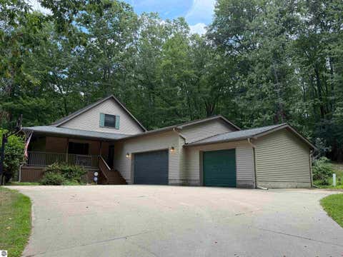 Tiny photo for 722 Bungo Lake Road, Harrison, MI 48625 (MLS # 1949420)