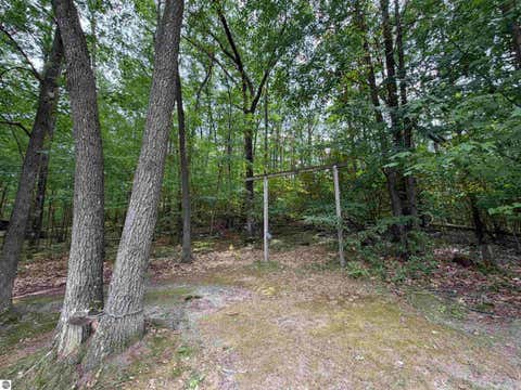 Tiny photo for 722 Bungo Lake Road, Harrison, MI 48625 (MLS # 1949420)