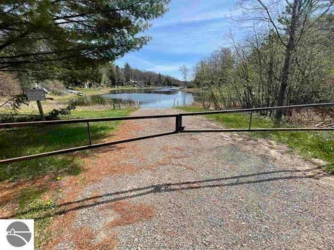 Tiny photo for 722 Bungo Lake Road, Harrison, MI 48625 (MLS # 1949420)
