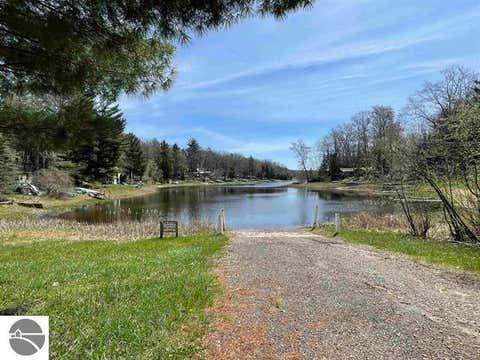 Tiny photo for 722 Bungo Lake Road, Harrison, MI 48625 (MLS # 1949420)