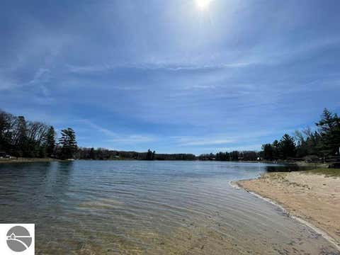 Tiny photo for 722 Bungo Lake Road, Harrison, MI 48625 (MLS # 1949420)