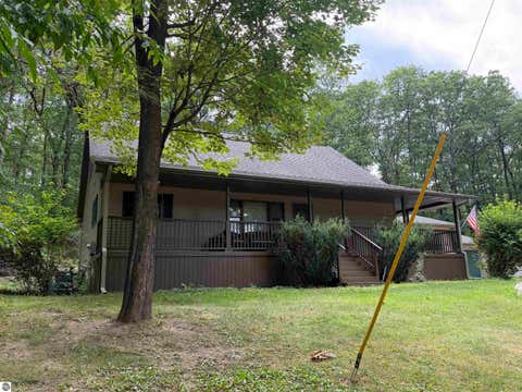 Tiny photo for 722 Bungo Lake Road, Harrison, MI 48625 (MLS # 1949420)