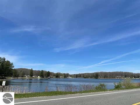 Tiny photo for 722 Bungo Lake Road, Harrison, MI 48625 (MLS # 1949420)