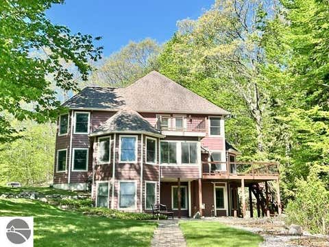 Tiny photo for 10057 E Leeward Shores Drive, Traverse City, MI 49684 (MLS # 1942476)