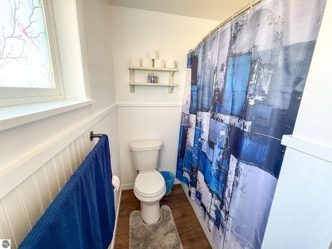 Tiny photo for 402 Sheffield Drive, Roscommon, MI 48653 (MLS # 1943589)