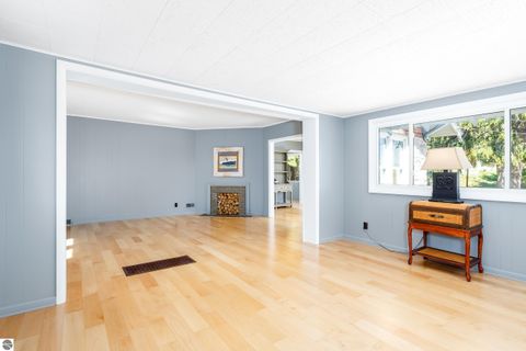 Tiny photo for 925 Beech Street, Frankfort, MI 49635 (MLS # 1945089)