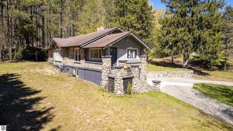 Tiny photo for 925 Beech Street, Frankfort, MI 49635 (MLS # 1945089)