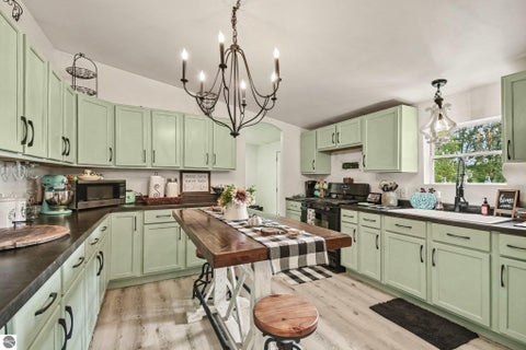 Tiny photo for 691 N Duffield Road, Sumner, MI 48889 (MLS # 1951025)