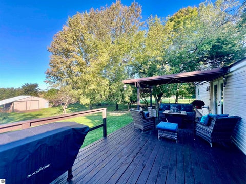 Tiny photo for 691 N Duffield Road, Sumner, MI 48889 (MLS # 1951025)