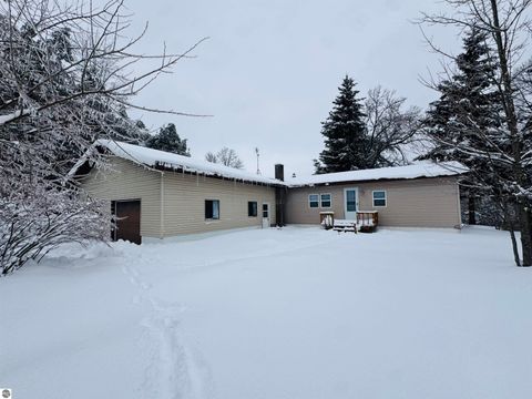 Photo of 5651 N Seeley Road, Manton, MI 49663 (MLS # 1943076)