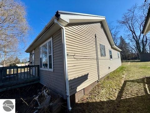 Tiny photo for 348 N Grover Avenue, Alma, MI 48801 (MLS # 1942959)
