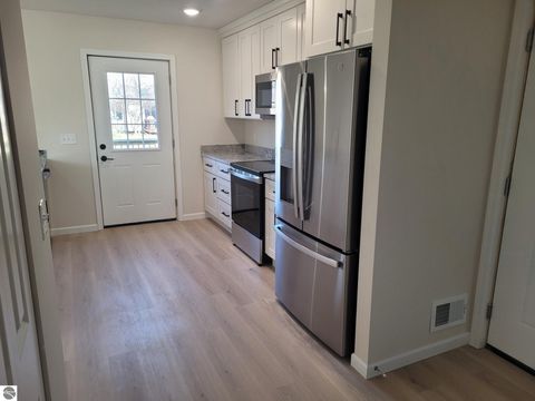 Tiny photo for 1645 Abbey Court, Mt Pleasant, MI 48858 (MLS # 1942768)