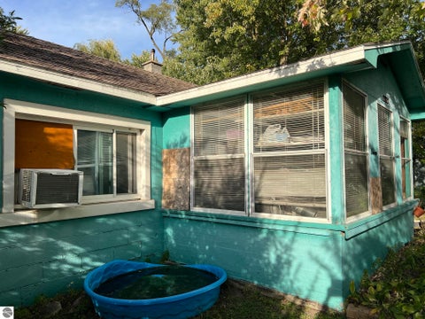 Tiny photo for 1112 Harold Street, Mt Pleasant, MI 48858 (MLS # 1951096)