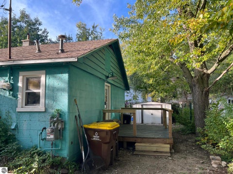 Tiny photo for 1112 Harold Street, Mt Pleasant, MI 48858 (MLS # 1951096)
