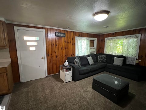 Tiny photo for 1112 Harold Street, Mt Pleasant, MI 48858 (MLS # 1951096)