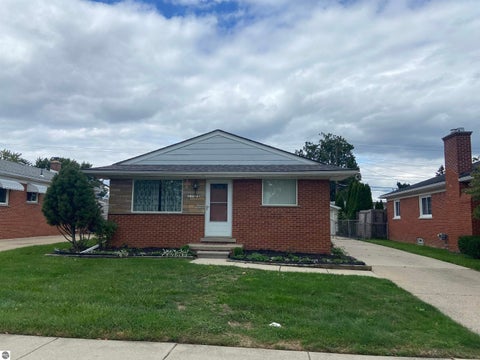 Photo of 22501 Visnaw Street, St Clair Shores, MI 48081 (MLS # 1951194)