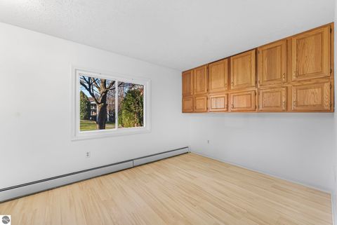 Tiny photo for 540 Georgetown Drive #25, Traverse City, MI 49684 (MLS # 1940816)