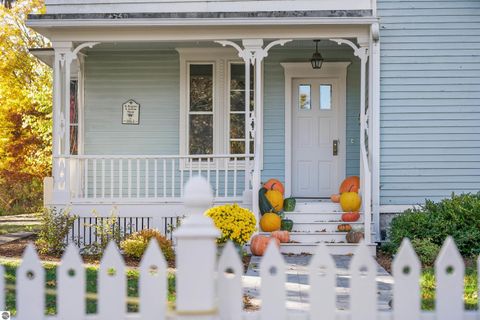 Tiny photo for 215 N Madison St, Traverse City, MI 49684 (MLS # 1941770)