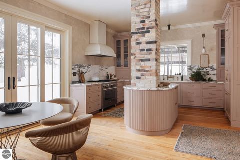 Tiny photo for 215 N Madison St, Traverse City, MI 49684 (MLS # 1941770)