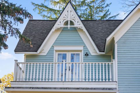 Tiny photo for 215 N Madison St, Traverse City, MI 49684 (MLS # 1941770)