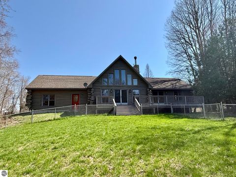 Tiny photo for 751 Hunters Ridge, Marion, MI 49665 (MLS # 1942975)