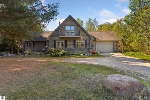 Tiny photo for 751 Hunters Ridge, Marion, MI 49665 (MLS # 1942975)