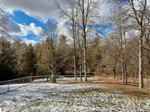 Tiny photo for 751 Hunters Ridge, Marion, MI 49665 (MLS # 1942975)