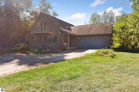 Tiny photo for 751 Hunters Ridge, Marion, MI 49665 (MLS # 1942975)