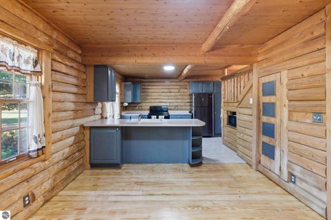 Tiny photo for 751 Hunters Ridge, Marion, MI 49665 (MLS # 1942975)