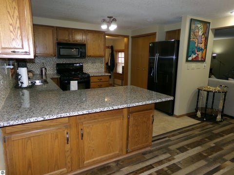 Tiny photo for 2341 E Cherrywood Drive, Midland, MI 48640 (MLS # 1946537)