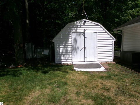 Tiny photo for 2341 E Cherrywood Drive, Midland, MI 48640 (MLS # 1946537)