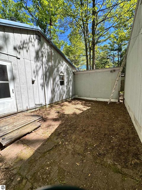 Tiny photo for 11556 Hillcrest Boulevard, Kalkaska, MI 49646 (MLS # 1947142)