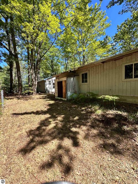 Tiny photo for 11556 Hillcrest Boulevard, Kalkaska, MI 49646 (MLS # 1947142)