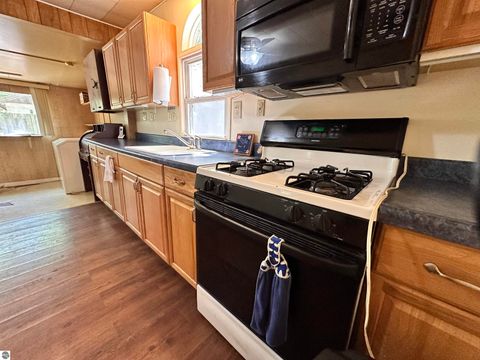 Tiny photo for 11556 Hillcrest Boulevard, Kalkaska, MI 49646 (MLS # 1947142)